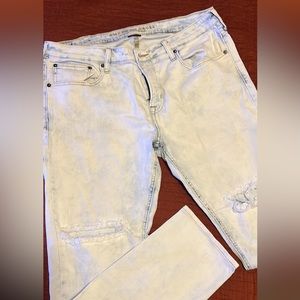 Men AE extreme flex skinny distressed jeans